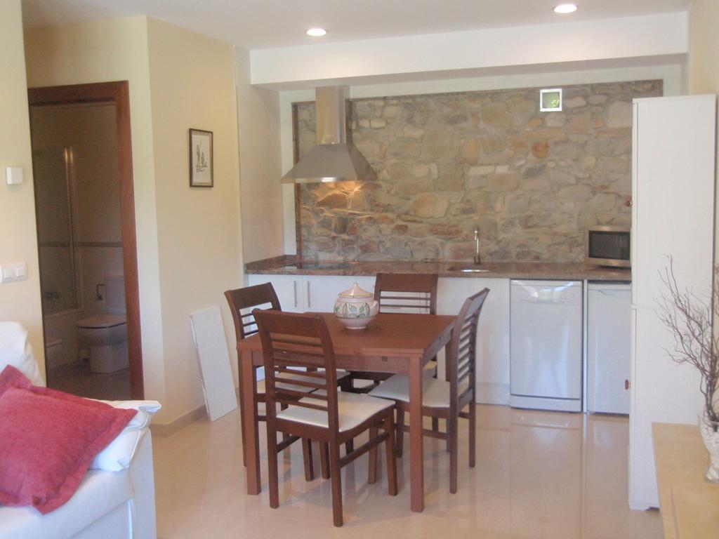 Apartamentos Arcos Del Esva Luarca Exterior photo